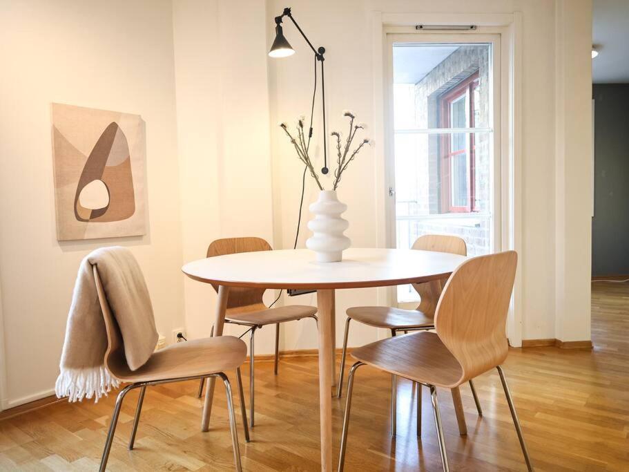 Live In A Stylish Home In The Center Of Oslo Bagian luar foto